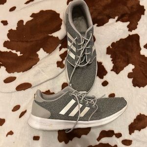 Adidas Lightweight Gray Tennis Shoes Sz 11